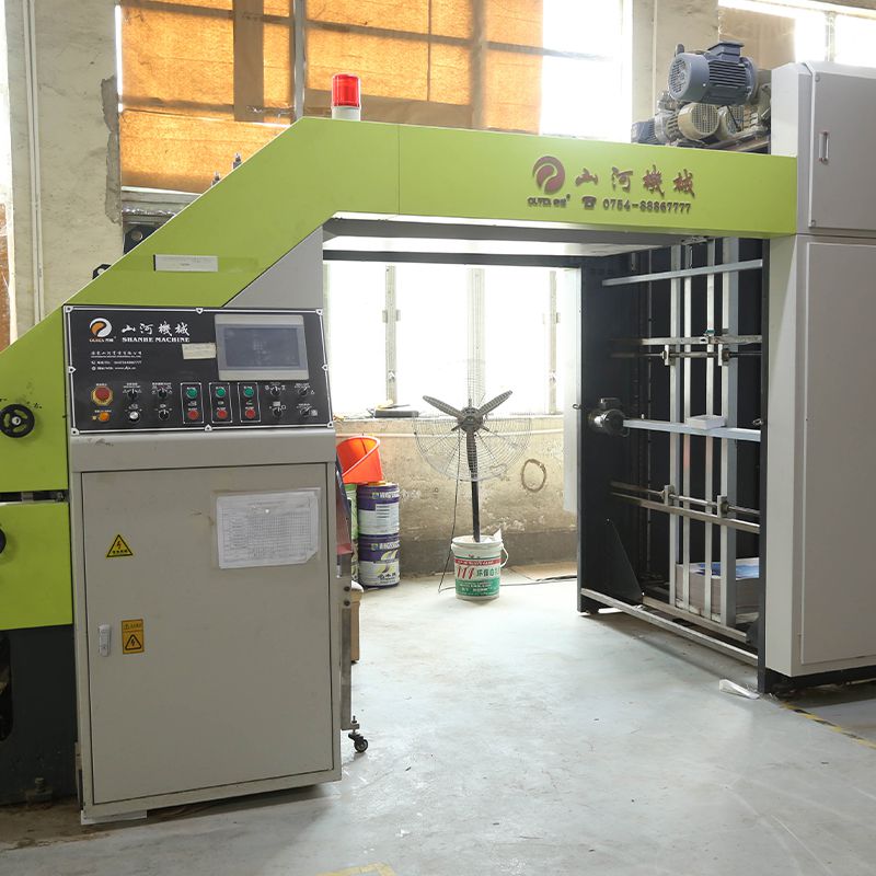 全自(zi)動裱坑機