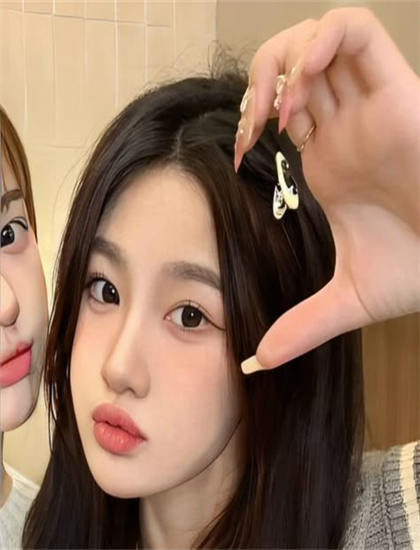 短片文化解读：《画仙纪之双月》的叙事结构与视觉语言 ——短片的专业鉴赏